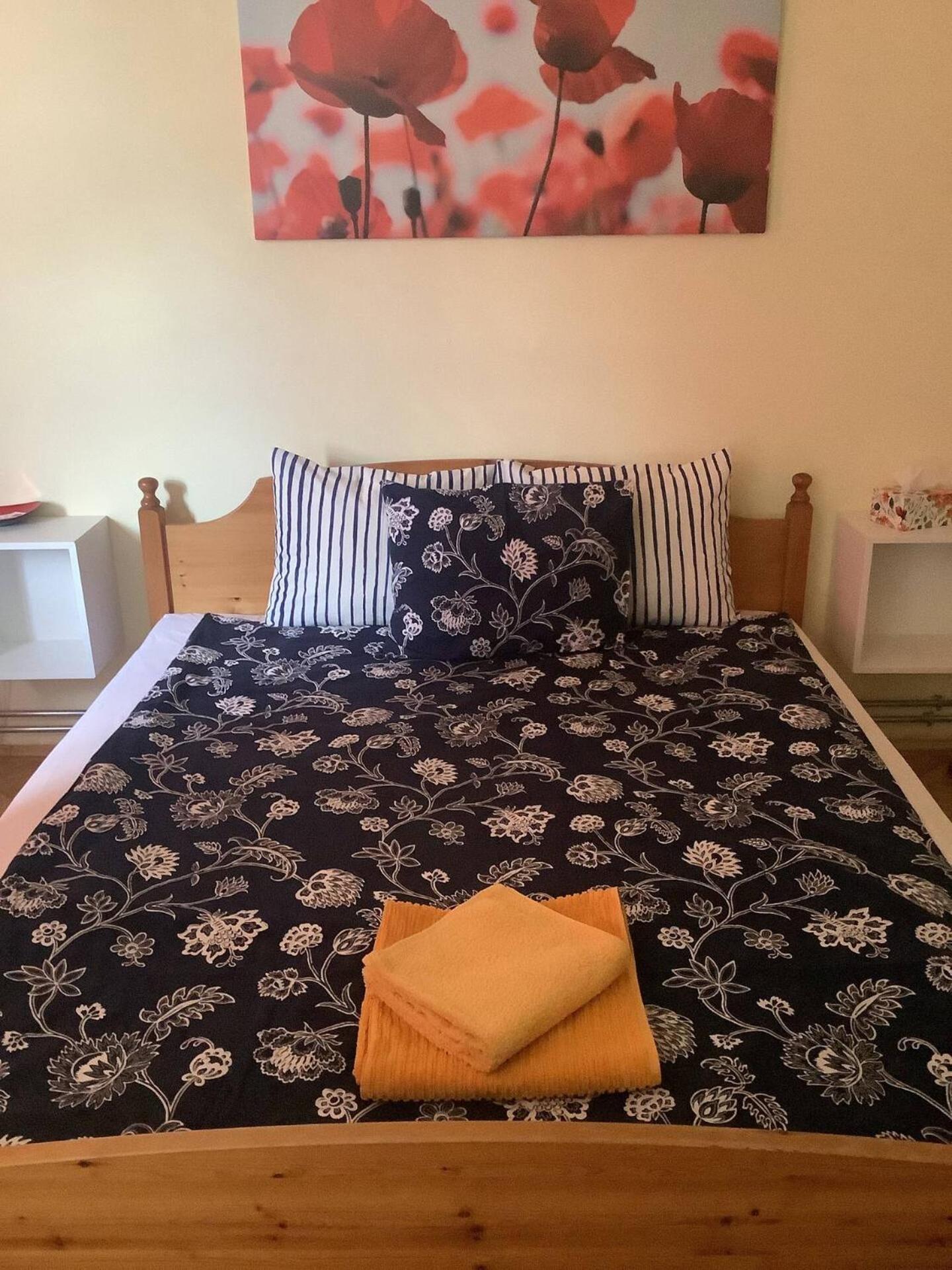 Poppy Flower Apartment Будапеща Екстериор снимка